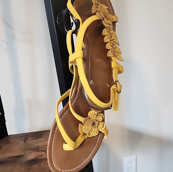 Sandal - Picture 5 of 7